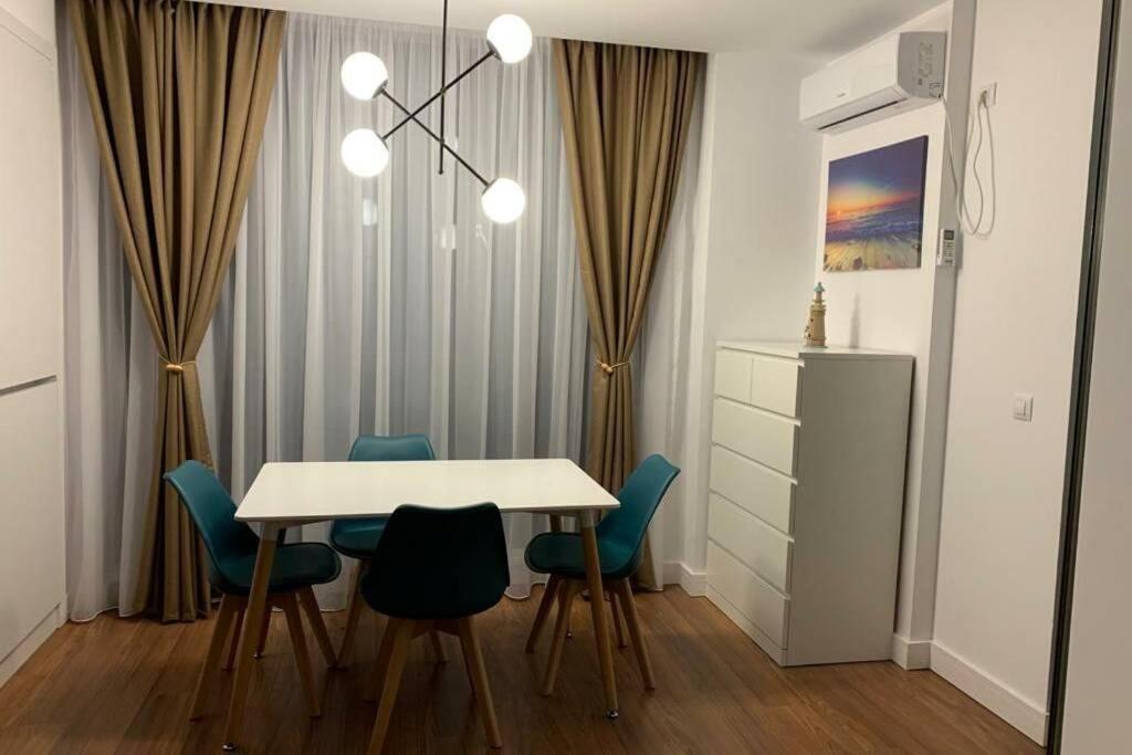 Andreve Apartment By Onix Blue Mamaia Nord, Baby Friendly, Private Parking Năvodari Eksteriør bilde