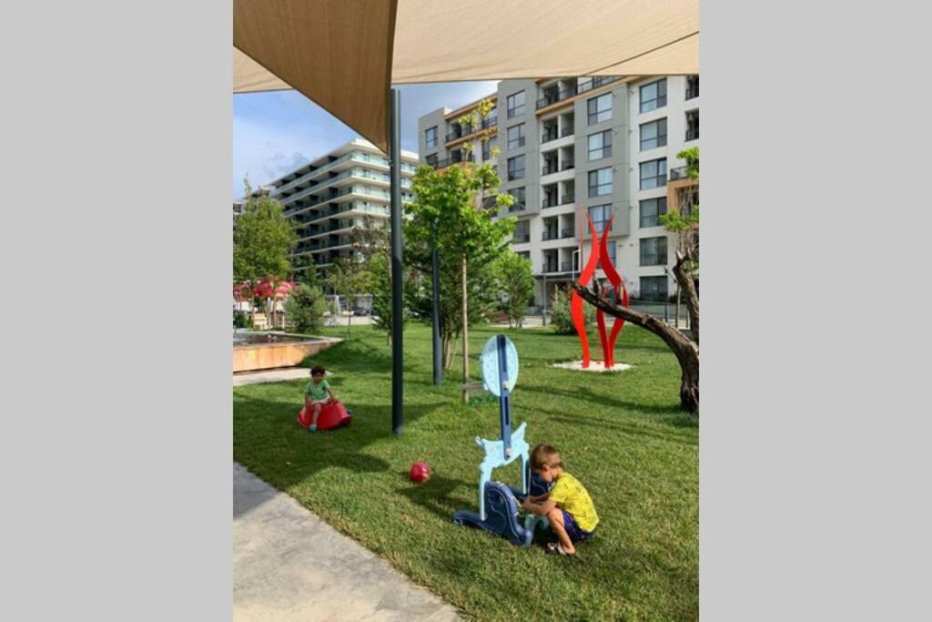 Andreve Apartment By Onix Blue Mamaia Nord, Baby Friendly, Private Parking Năvodari Eksteriør bilde